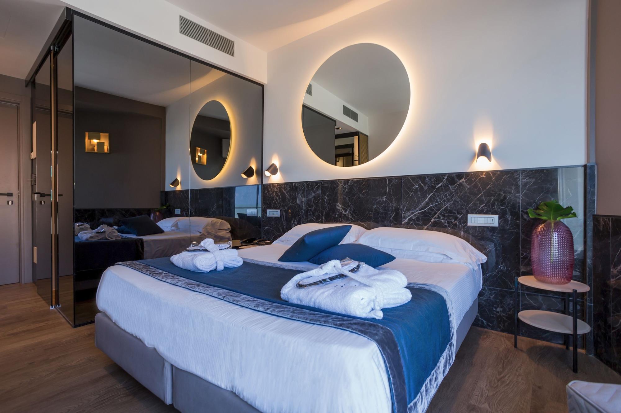 Hotel Michelangelo Riccione Esterno foto