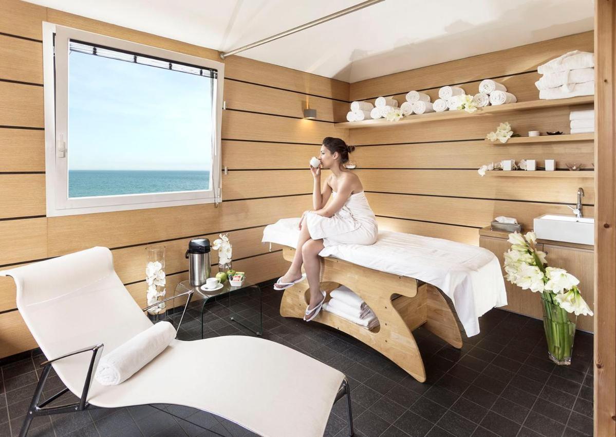 Hotel Michelangelo Riccione Esterno foto