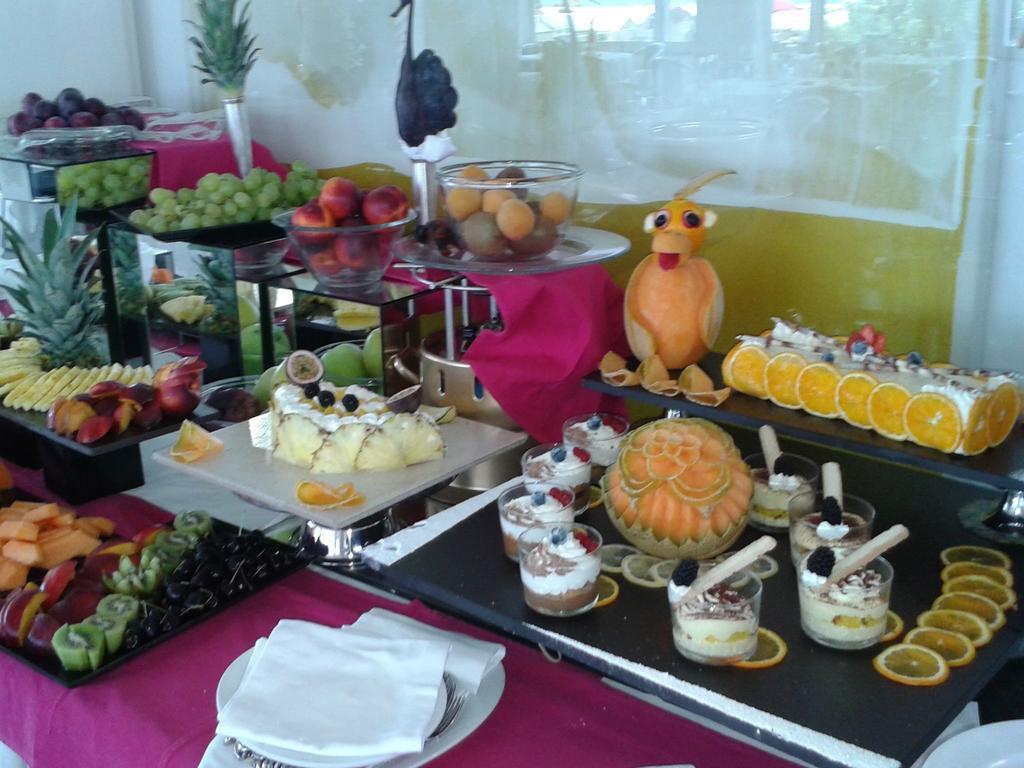 Hotel Michelangelo Riccione Esterno foto