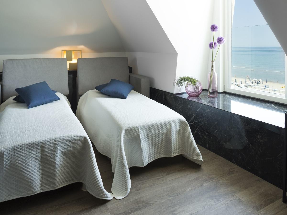 Hotel Michelangelo Riccione Esterno foto